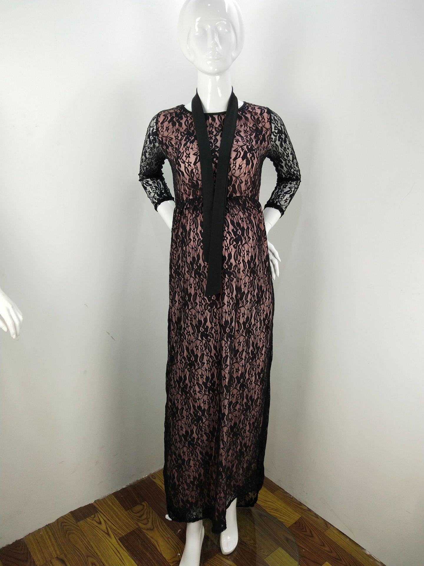 Off-shoulder maxi dress
