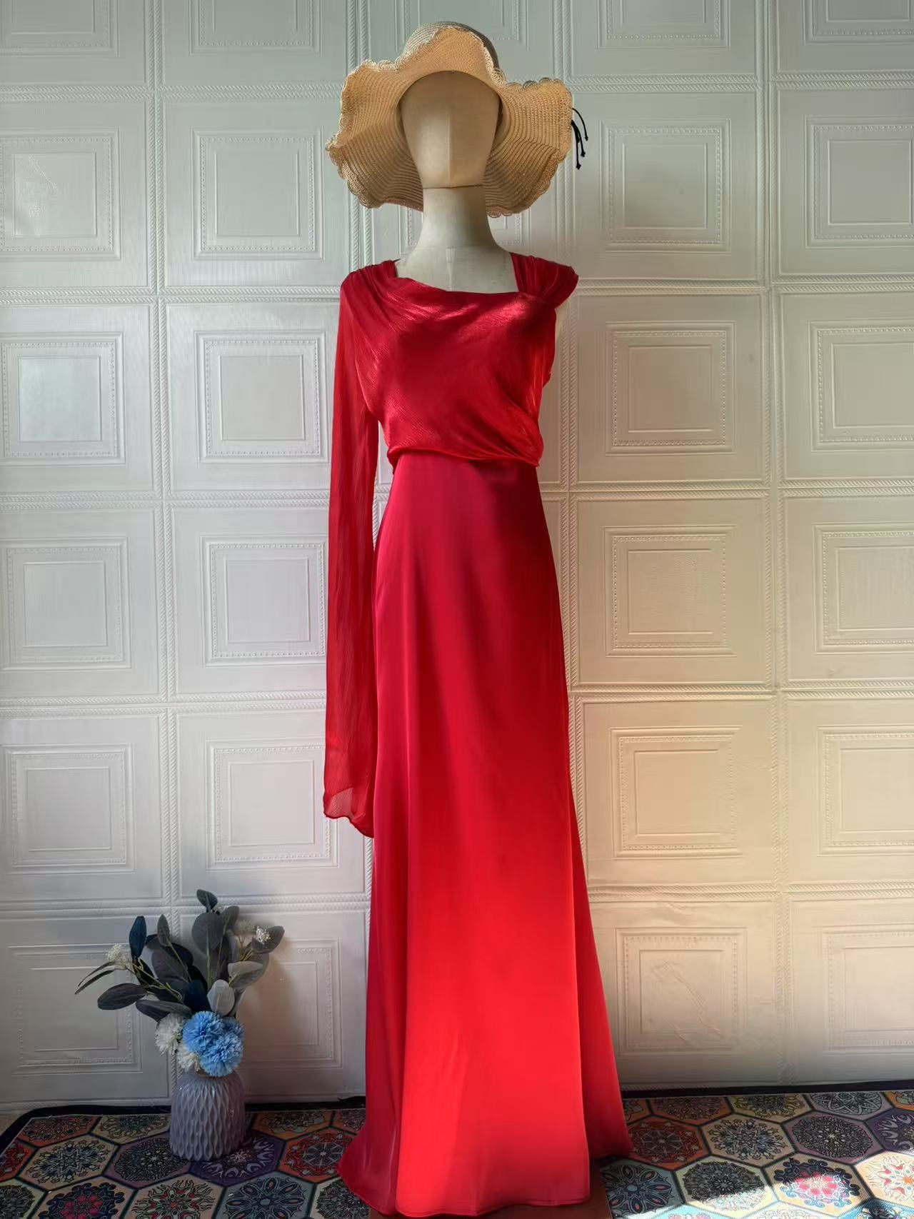 Elegant One Shoulder Hooded Dress