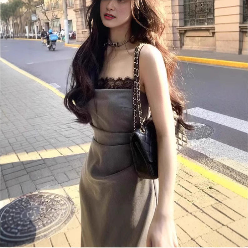 Summer Sophisticated, Waist-cinching, Figure-flattering Maxi Dress