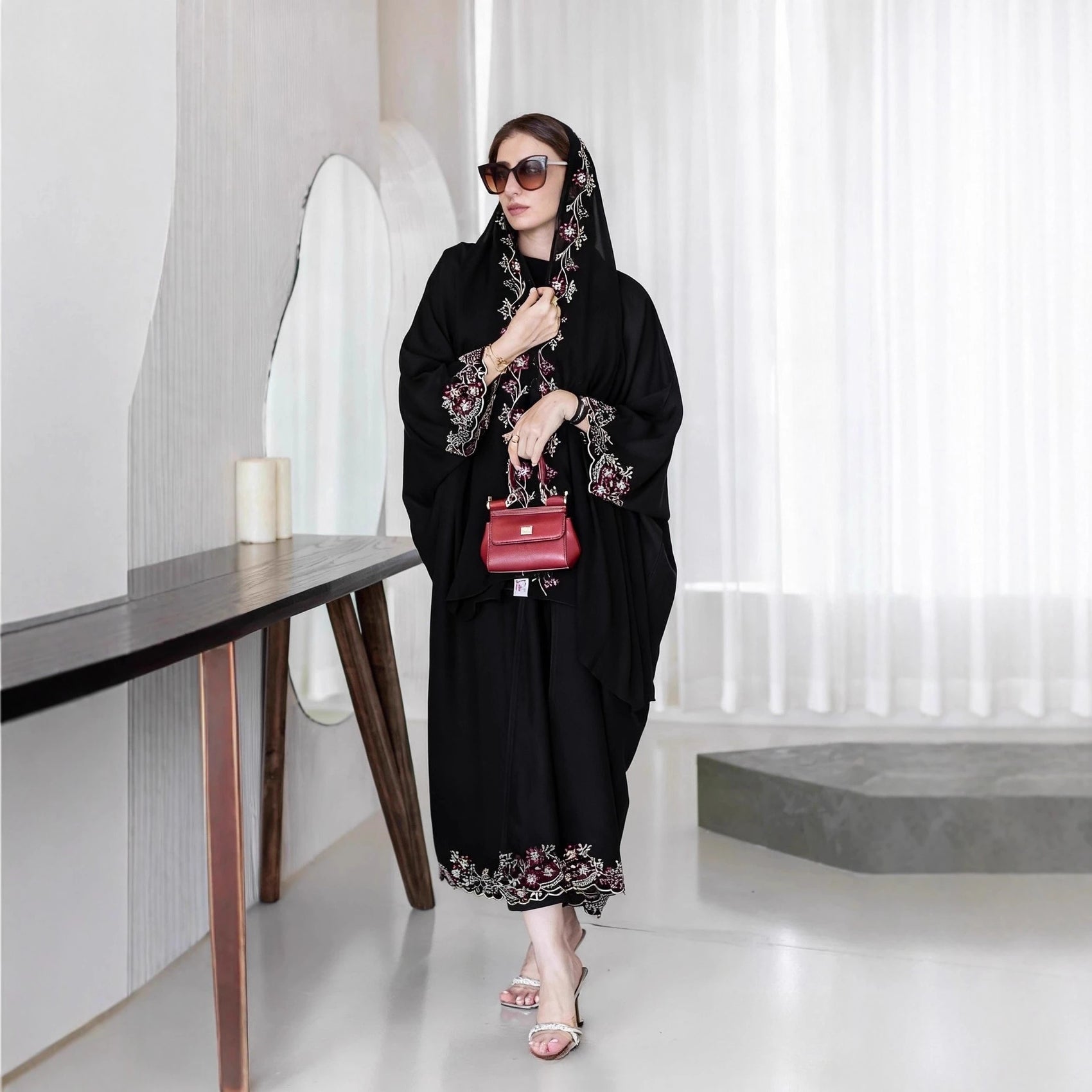 Women Jalabiya Dubai Abaya Eid Ramadan Party Gorgeous Long Dresses Embroidery Beads Diamond Abaya Women Muslim Dress with Scarf