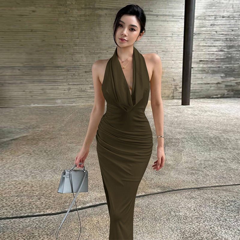 Backless Pleated Figure-flattering Halter Maxi Dress